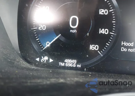 2019 Volvo Xc60 T6 Inscription из США, поврежденный, VIN LYVA22RL4KB233716